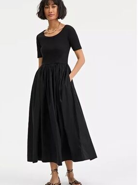 ON 34th Women’s Black Midi Dress with Scoop Neck Size Small